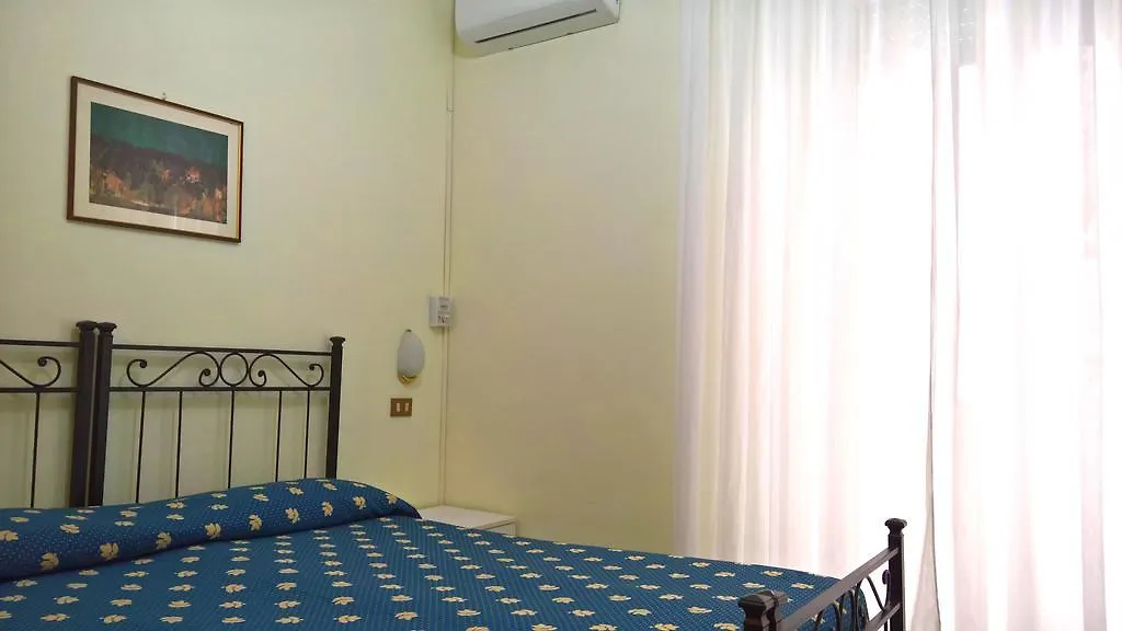 Albergo Golfo Follonica 0*,