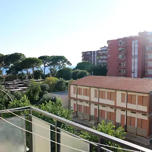 Appartamento Cimarosa 5, Follonica